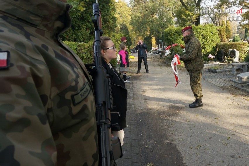 Policja w Rybniku: uczcili pamięć poległych żołnierzy