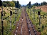 PKP informuje o szybszych pociągach na trasie Goleszów - Cieszyn. Wskazana większa ostrożność na przejazdach