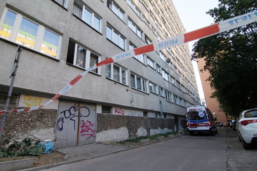 Wrocław: Kobieta wypadła z okna wieżowca przy ulicy Kamiennej