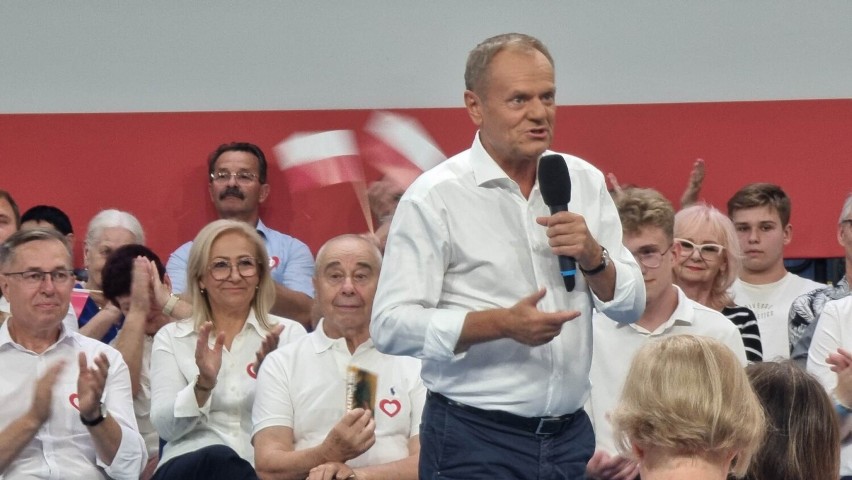 Donald Tusk spotkał się z mieszkańcami Piły i okolic