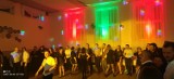 Ostrów Wielkopolski. 140 osób bawiło się na „debiutanckim” wieczorku OSP Raszków 