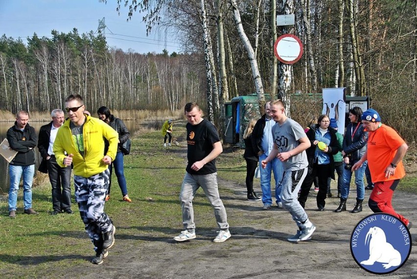 Myszkowski Klub Morsa świętował rocznicę powstania. Nie zabrakło urodzinowego tortu [ZDJĘCIA]