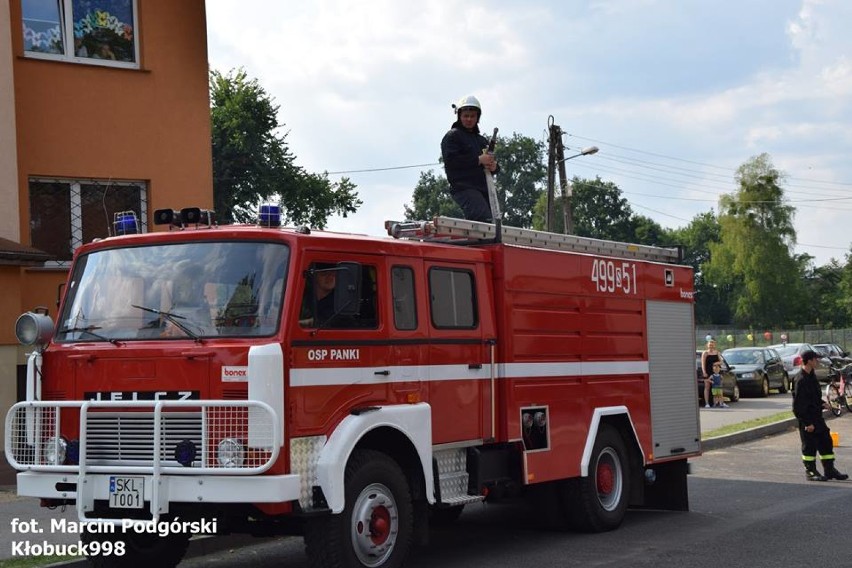 Nowy wóz bojowy dla OSP Panki. Witali go strażacy i mieszkańcy wsi ZDJĘCIA