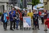 Wybory 2020: Zbiórka podpisów pod kandydaturą Rafała Trzaskowskiego w Sopocie. W ciągu czterech dni podpisało się ponad 8,5 tys. osób