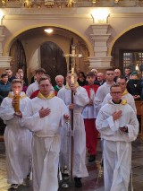 Klerycy i postulanci w klasztorze ojców bernardynów w Warcie ZDJĘCIA
