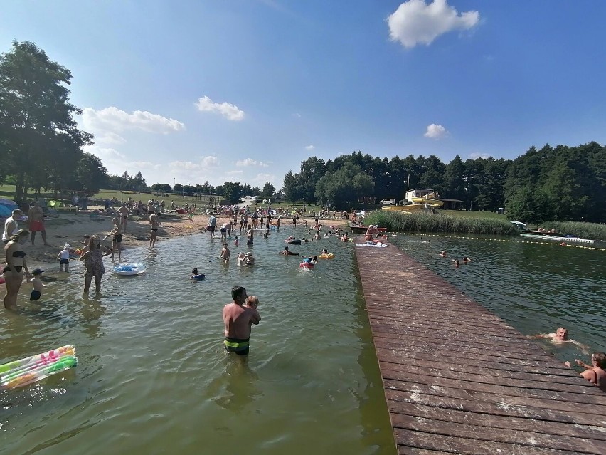 Plaża w Kobylcu w ocenie internautów w wyszukiwarce Googla...