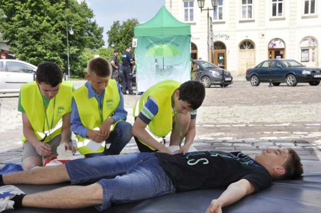 Międzyszkolny turniej "Pierwsza pomoc - ratownicy są wśród nas"