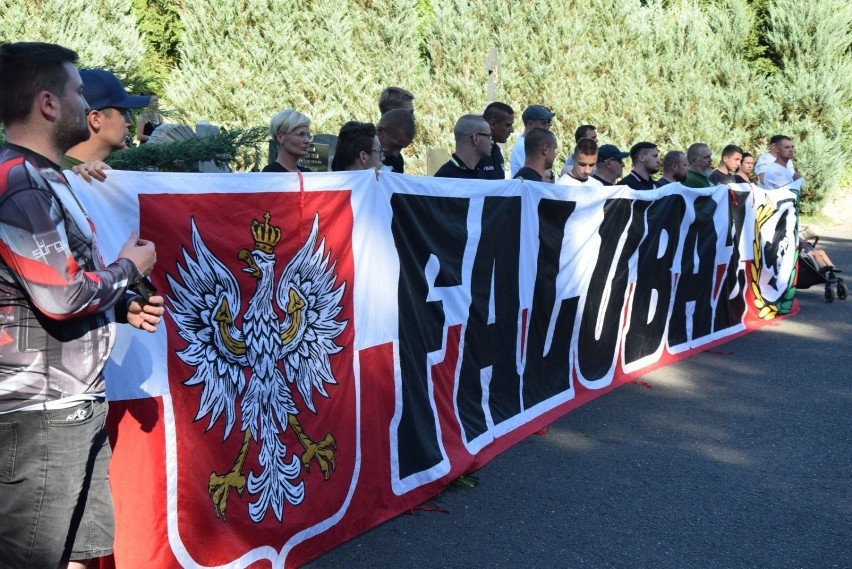 W sobotę, 1 sierpnia, na cmentarzu przy ul. Wrocławskiej w...