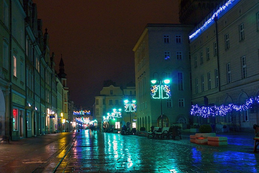 Świąteczne Opole wieczorową porą