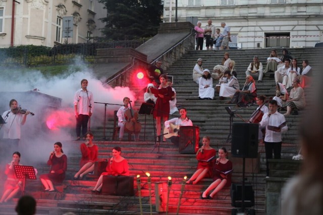 Montaż-słowno muzyczny w Przemyślu, w 80. rocznicę Zbrodni Wołyńskiej.