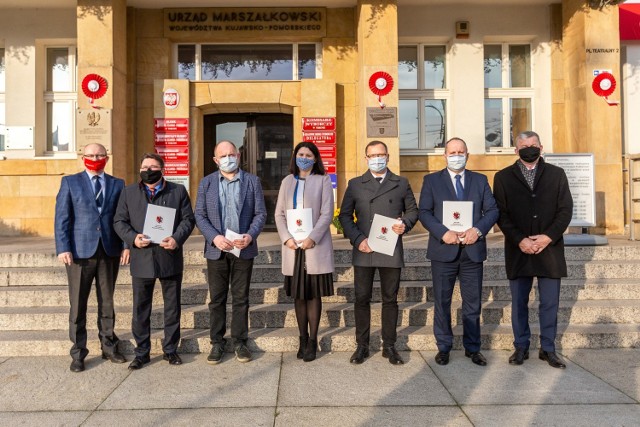 W poniedziałek 16 listopada 2020 w Urzędzie Marszałkowskim w Toruniu cztery samorządy podpisały list intencyjny w sprawie realizacji budowy obwodnicy Golubia-Dobrzynia. To już kolejny taki dokument w sprawie tej inwestycji