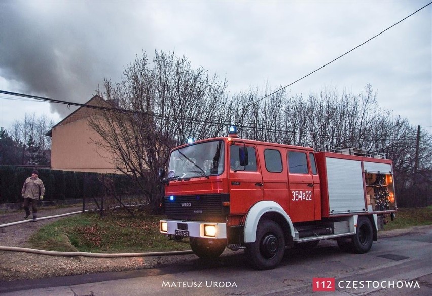 Pożar w Kiedrzynie gasili... szlauchem