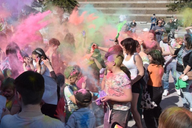 Festiwal Kolorów w Skarżysku-Kaminnej. Wielobarwna zabawa trwała na całego!