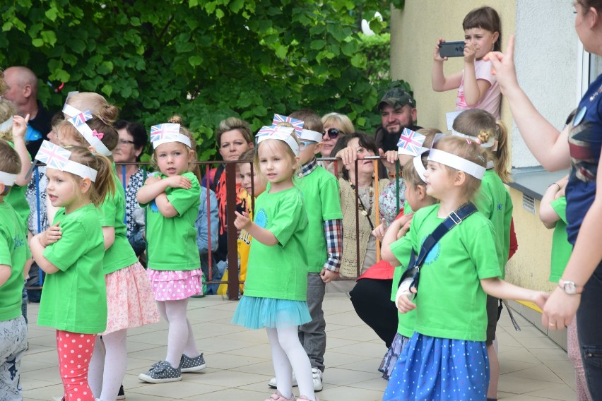 Święto rodzin w przedszkolu Iskierka w Rumi Janowie ZDJĘCIA, VIDEO