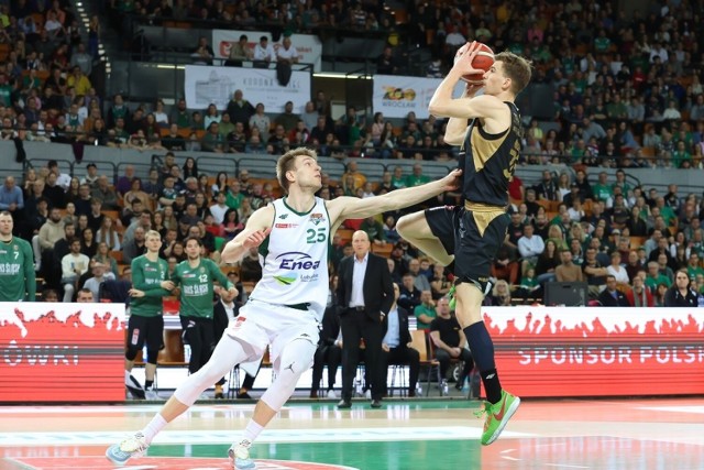 Koszykarze Zastalu Zielona Góra przegrali w Nowy Rok ze Śląskiem Wrocław 78:85.