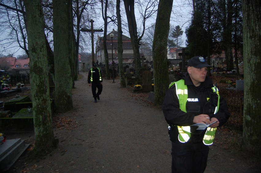 Eksperyment procesowy w Wejherowie - świadek zabójstwa ps. Dziura odtwarzał strzelaninę FOTO