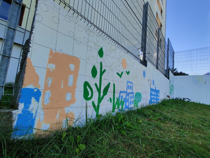 Gdynia: Sąsiedzki mural powstaje na Witominie. Malują go sami mieszkańcy 