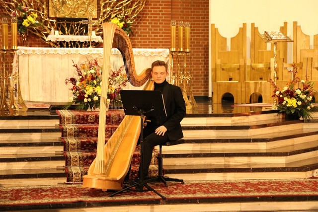 Gościem specjalnym był harfista Adrian Nowak