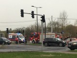 Wypadek i pożar w Bydgoszczy. Dwoje dzieci trafiło do szpitala