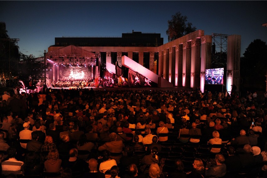 Koncert "Czas honoru" na Placu Krasińskich