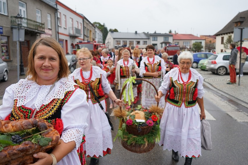 Dożynki gminne w Pilicy. Golec uOrkiestra gwiazdą wieczoru FOTO