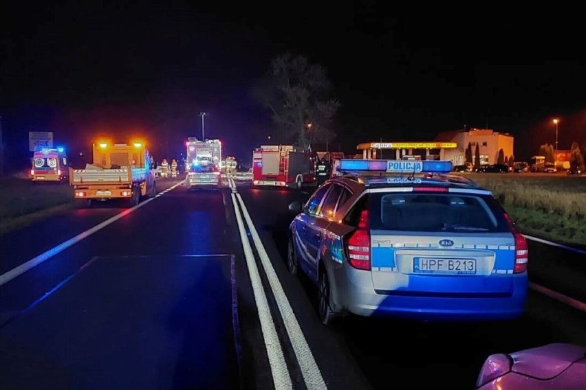 Tragiczny wypadek przy stacji paliw pod Łęczycą. Jest opinia biegłego, postawiono zarzuty 30-latkowi 