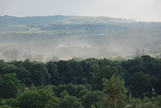 Chmura pyłu znad kopalni Eurovia w Lubaniu