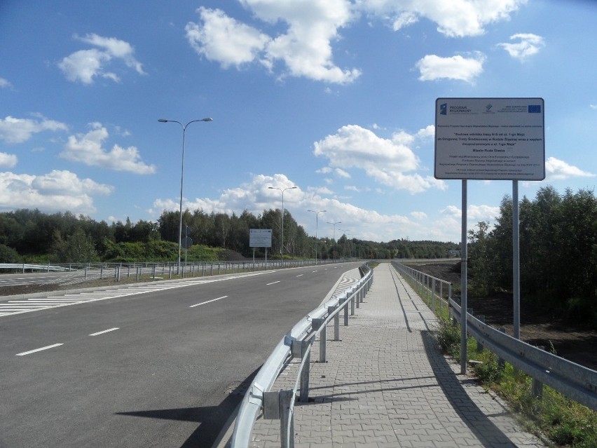 Ruda Śląska: Odcinek trasy N-S na finiszu. Całość połączy DTŚ i autostradę A4 [ZDJĘCIA + WIDEO]