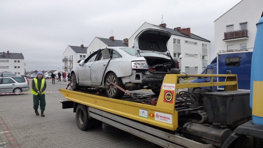 Kolejny wybuch Audi A6 w Komornikach: Sprawa ma charakter porachunków [ZDJĘCIA, WIDEO]