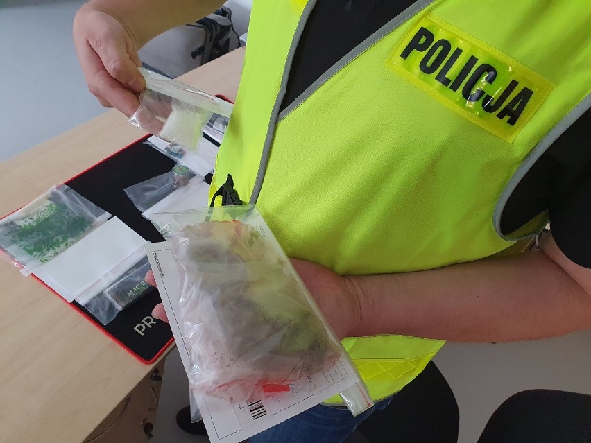 Policjanci z KMP Włocławek znaleźli marihuanę i amfetaminę