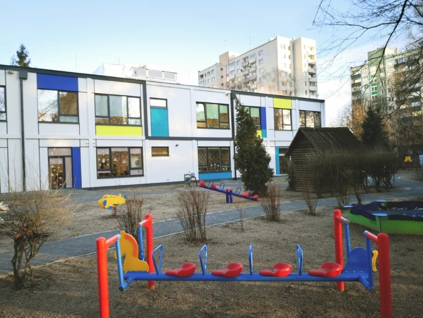 Przedszkole na Bielanach jak domek z kolorowych klocków. Powstało w osiem miesięcy