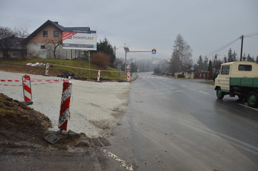 Ulica Armii Krajowej w Bochni znów przejezdna po przebudowie