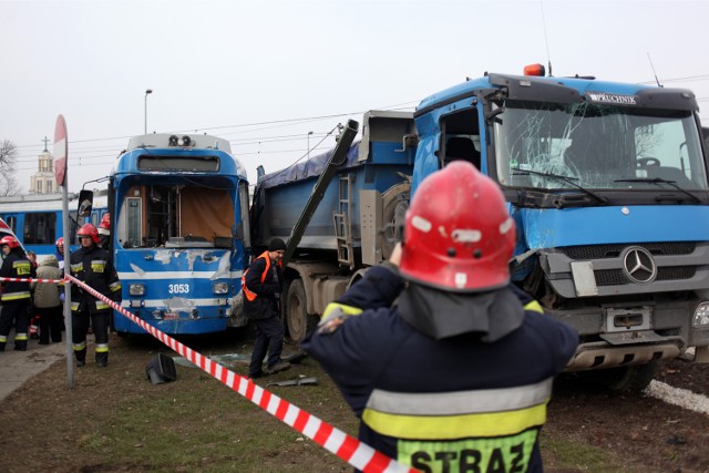 Wypadek na rondzie Grunwaldzkim w Krakowie