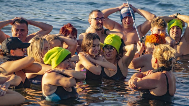 Reprezentanci Kruszwickiego Klubu Morsów po raz trzeci w tym sezonie weszli do lodowatej wody w Gople