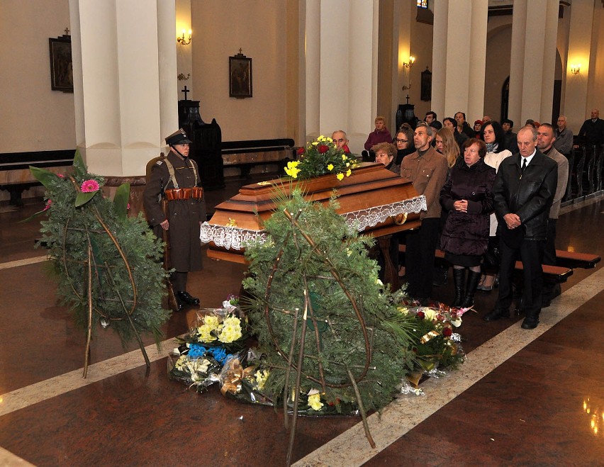 Ostatnia droga żołnierza 10 PP (Foto)