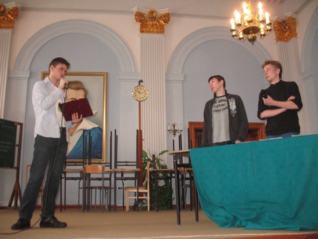 W turnieju wiedzy o patronie: Piotr Cieszkowski, Bartłomiej Ząbek i Wojciech Nadurski