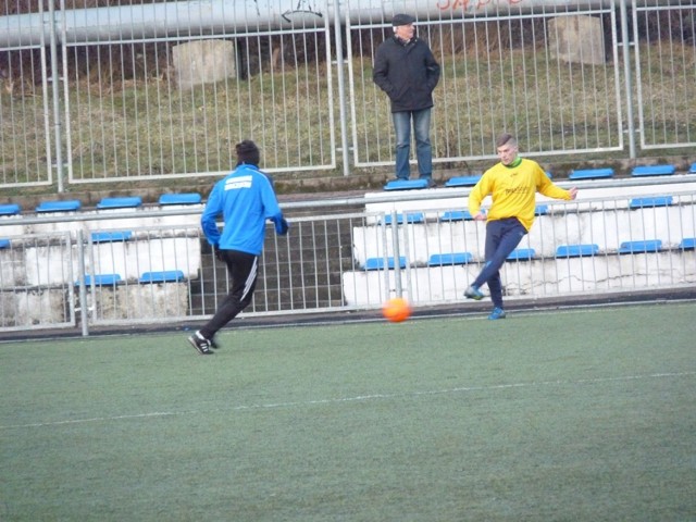 Piłkarze Gwardii Koszalin pokonali w meczu sparingowym czwartoligowego Leśnika Manowo 2:0