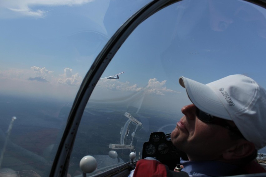 AZM w Lubinie rozpoczyna szkolenie pilotów szybowcowych