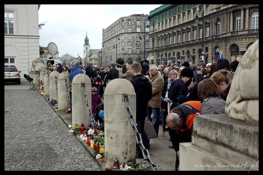 Przedpołudnie przed Pałacem Prezydenckim. Fot. Dariusz...