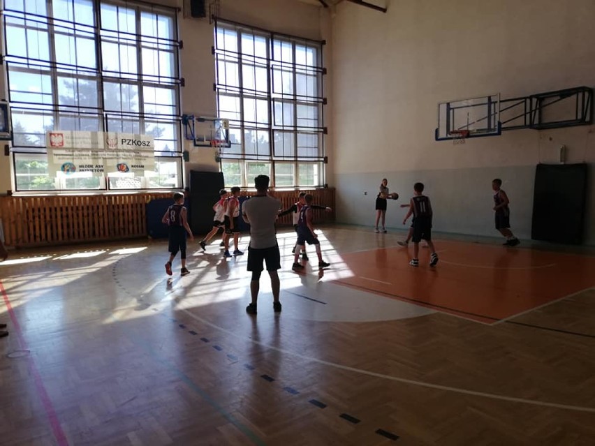 Młodzi zawodnicy KS Kosz Pleszew na Festiwalu Koszykówki w Koszalinie