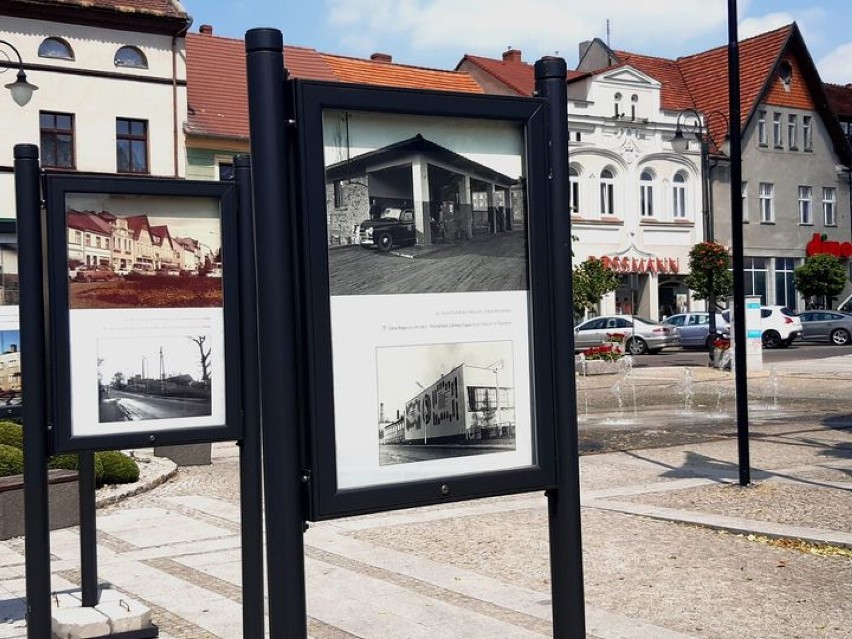 Pleszew. Wandale zniszczyli gablotę na pleszewskim Rynku