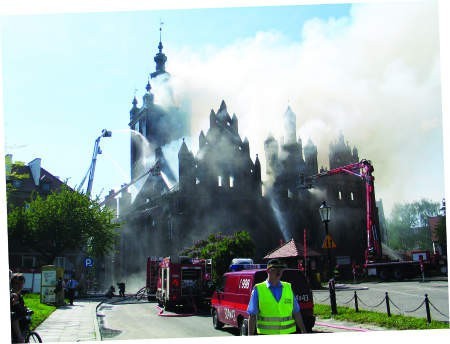 Dach kościoła św. Katarzyny spłonął doszczętnie