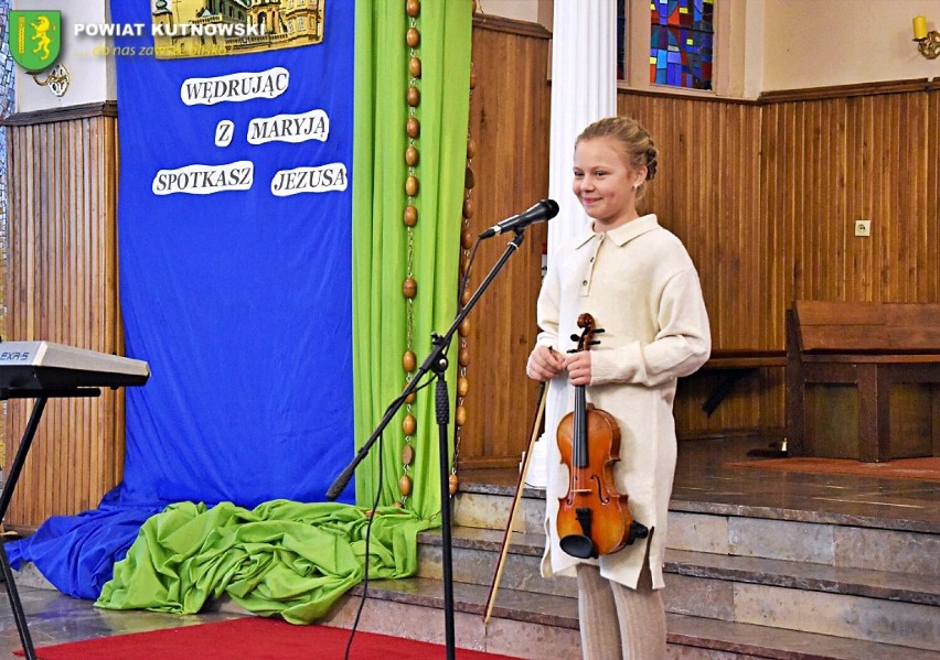 Festiwal zakończył się wspólnym śpiewem utworu „Jesteś Królem” i błogosławieństwem ks. Proboszcza Roberta Awerjanowa