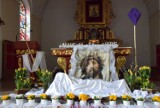 Wielkanoc 2020. Groby Pańskie w kościołach Pruszczu Gdańskim - zobacz zdjęcia