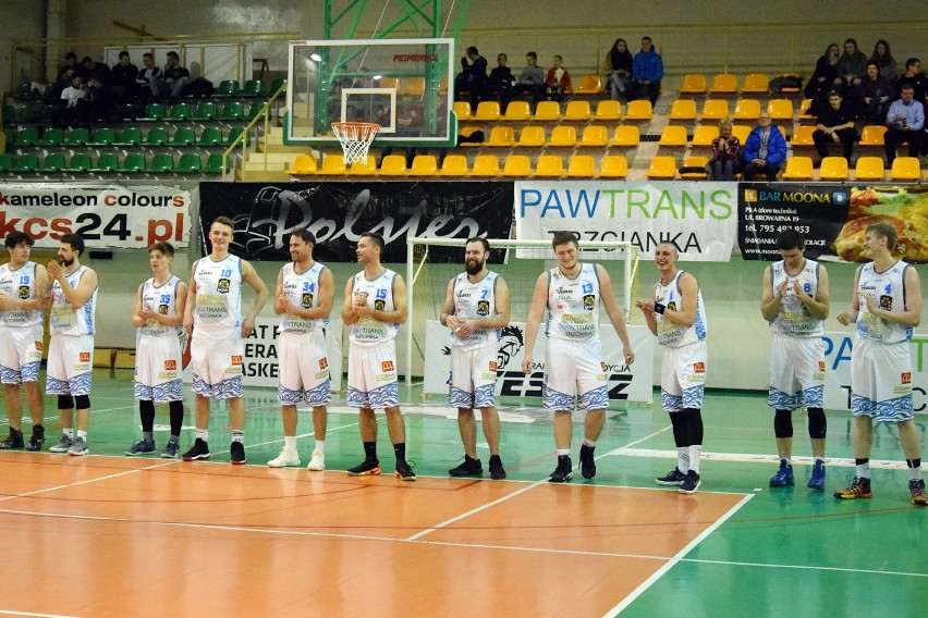 Koszykówka: Basket Piła pokonał Pyrę Poznań 94:91. Zobacz zdjęcia