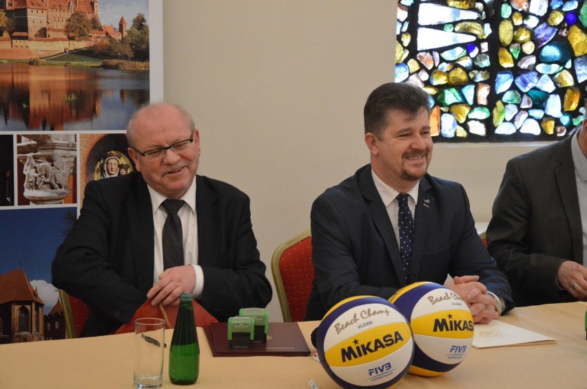Malbork. Turniej World Tour 2019 odbędzie się przy zamku, partnerzy podpisali umowę