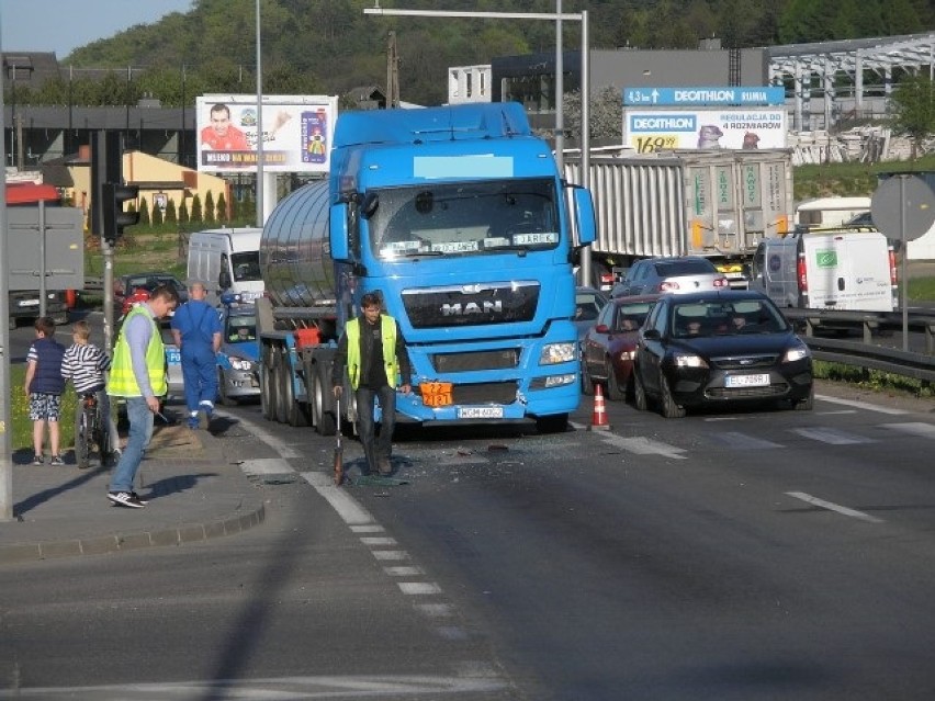 Zderzenie busa z cysterną w Wejherowie