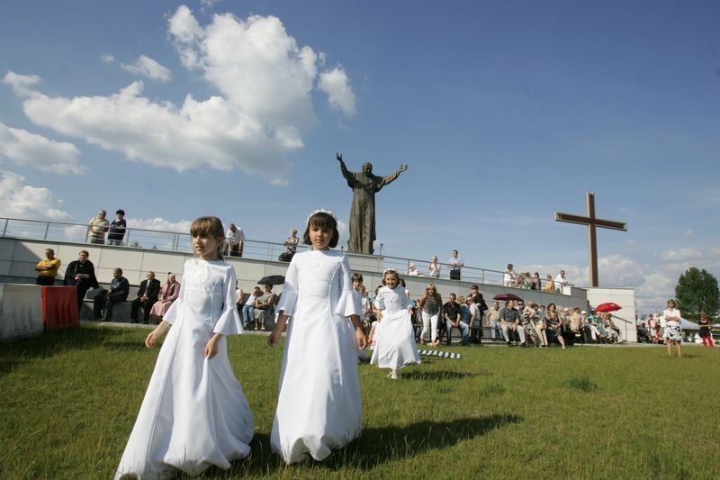 Plac Papieski w Sosnowcu dwanaście lat po wizycie Jana Pawła II [ZDJĘCIA]