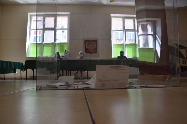 Lokale referendalne w gminie Barwice świeciły pustkami