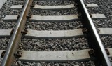 Wypadek kolejowy w Rytlu (powiat chojnicki) - pod pociąg wjechał harwester